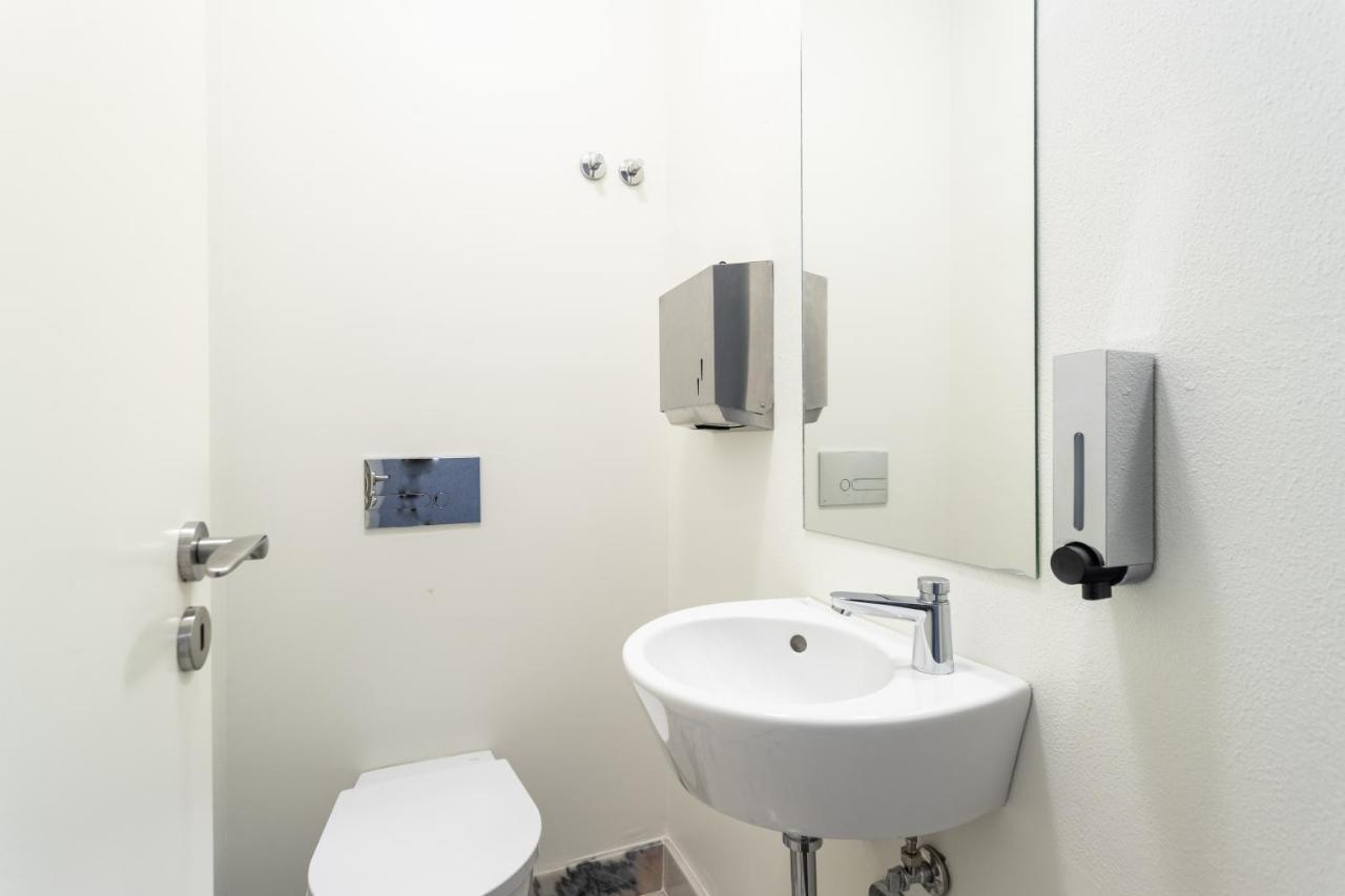 Bairro Alto Guesthouse Lisbon Exterior photo